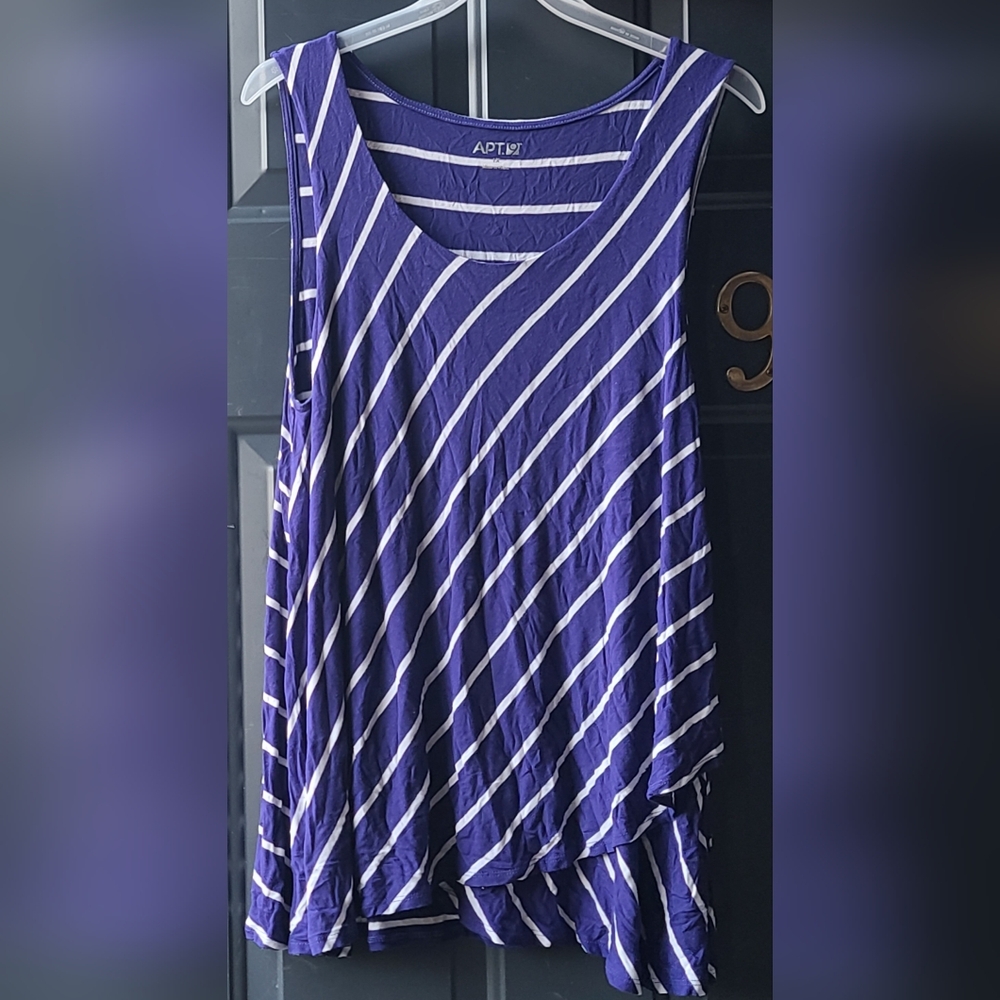 APT.9 Flowy Tank Top